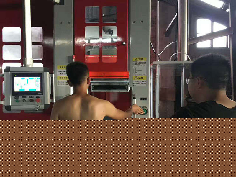 鑄造機，全自動鑄造設(shè)備，新型鑄造機